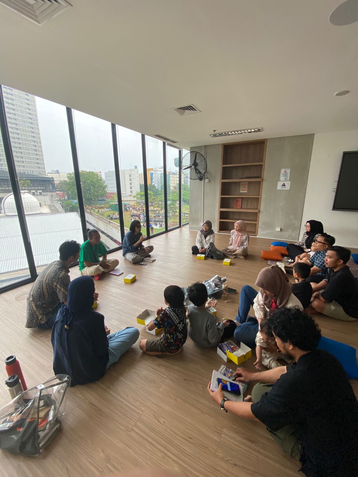 #BacaBentar Di Perpustakaan Jakarta